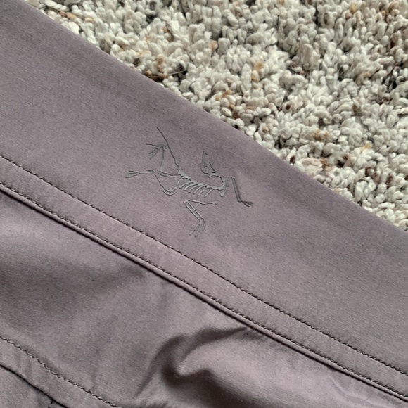 Arc’Teryx Bermuda Hiking Shorts Lightweight Board Shorts - Picture 11 of 16